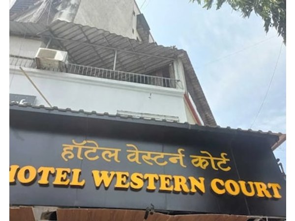 Hotel Golden Park Near Exhibition Center