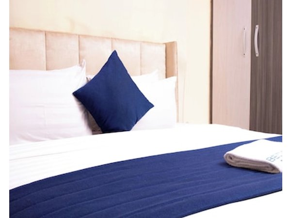 Serene 2-bedroom apartment with AC in Lagos