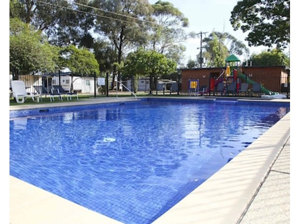 Nagambie Caravan Park & Motel