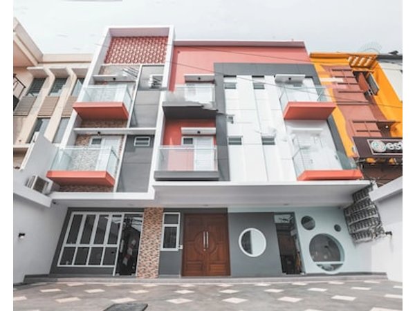 OYO 1487 Residence Khoe