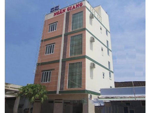 Ngan Giang Guesthouse