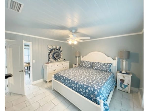 2419 Joan Ave. Cottage