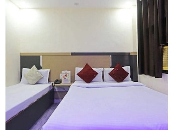 Hotel Radha Krishna