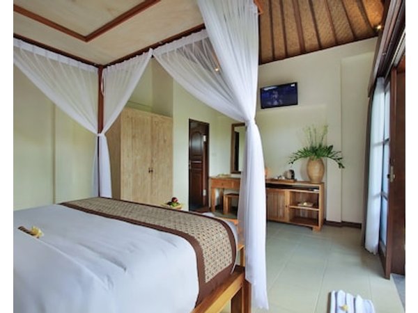 D'Legon Luxury Villas
