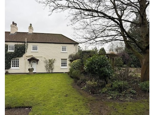 Charming 2-bedroom House Rental in North Yorkshire Countryside