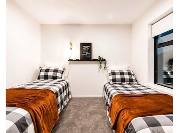 Luxury Central City Getaway