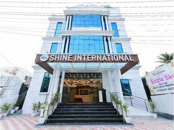 Hotel Shine International