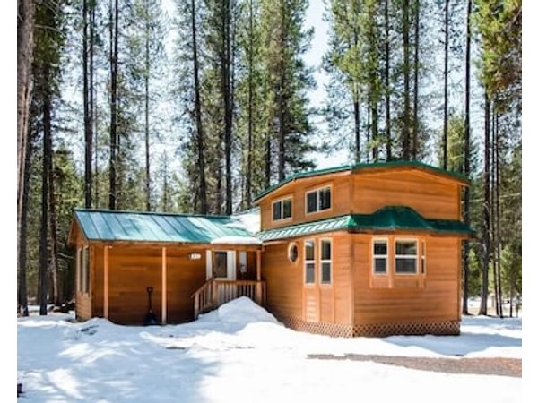 Charming 1-bedroom cabin in Crescent Lake Junction perfect for getaway - 511