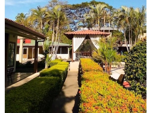 Hotel & Villas Huetares