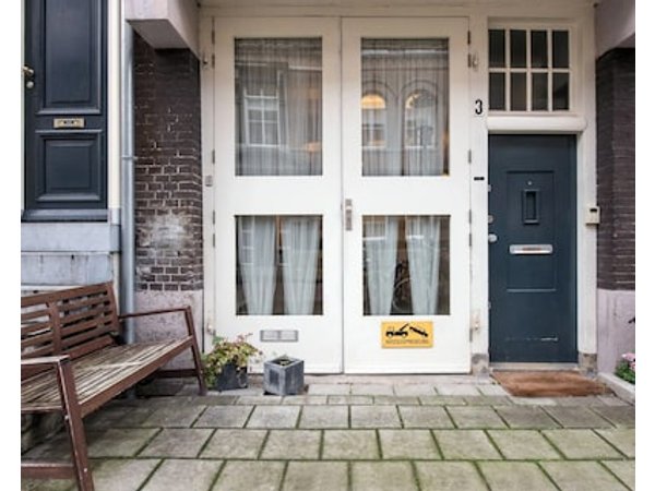 Private spacious apartment in centre of Amsterdam