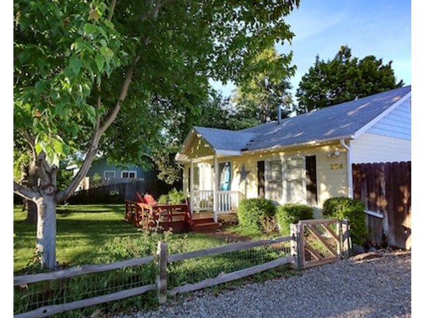 Star Cottage Near Downtown