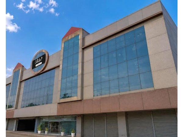 Collection O by OYO Amritsar Bus Stand Formerly Hotel Ricky International