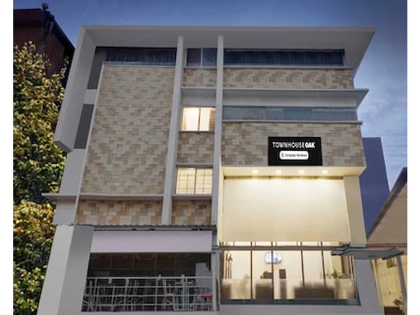 Super Townhouse City Center Near Mysore Palace Formerly Aavass Inn