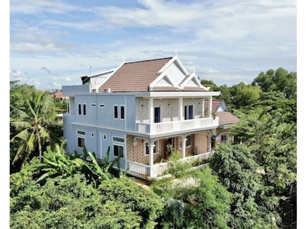 Realkhom Villa