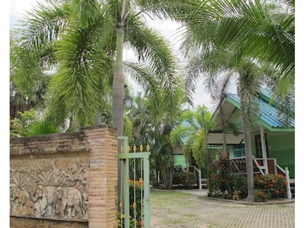 The Green Resort Sri Racha