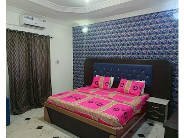 Micheal Hotel And Suites Ltd