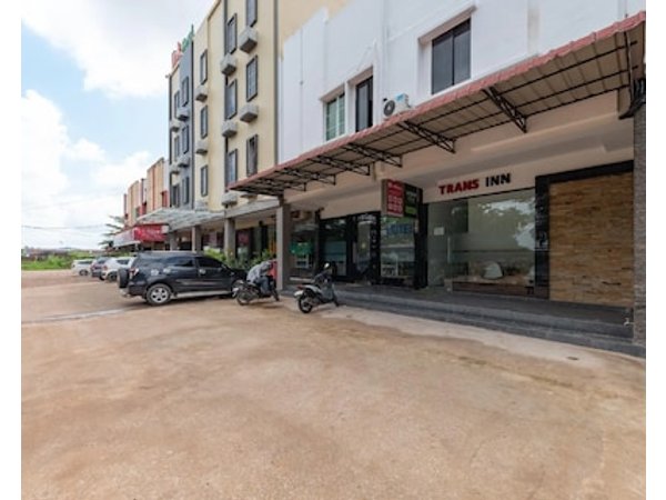 Urbanview Trans Hotel Batam