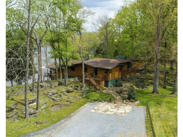 Lakefront Boone Lake Log Cabin - Miracle Lake Life