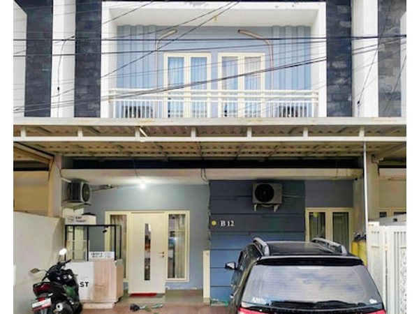 Tulip Syariah RedPartner near T2 Juanda Airport