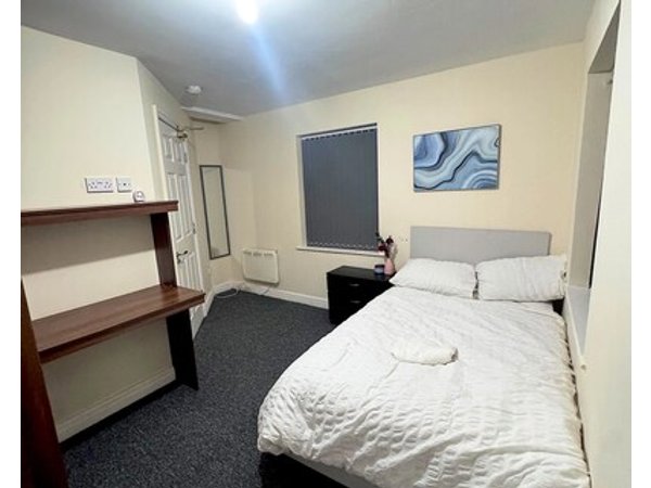 Superb 2-bedroom apartment in Preston