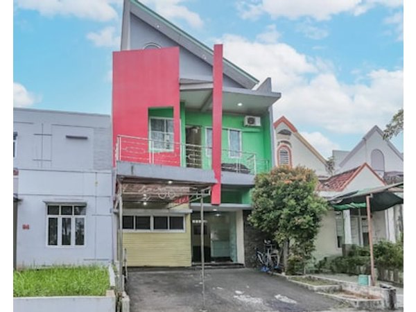 SPOT ON 93853 Budi Residence 2