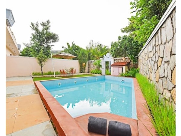 DanCenter Parijat Villas & Suites