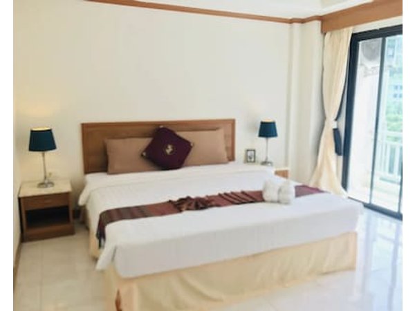 Global Hotel Beach View