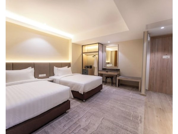 The Skye Phnom Penh Hotel & Apartments