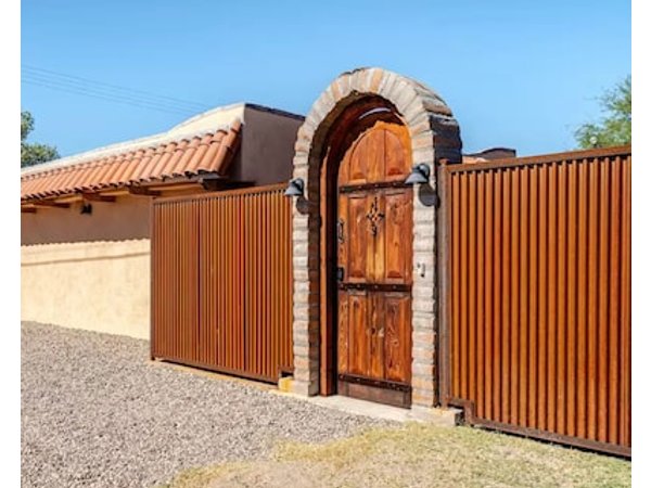 Cozy Casita With Private Courtyard And Cold A/c In East Tucson