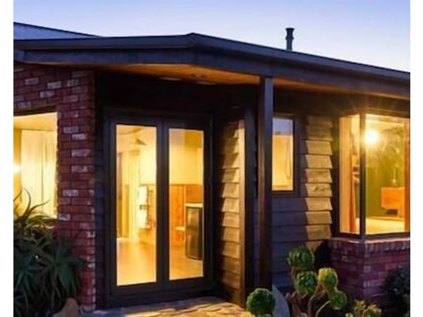 The Perfect Romantic Getaway: Where The Mountains Meet The Coast