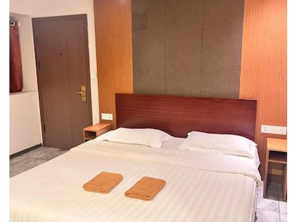 hotel mustika senen jakarta
