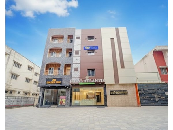 FabHotel Royal Atlantis Studio Apartments