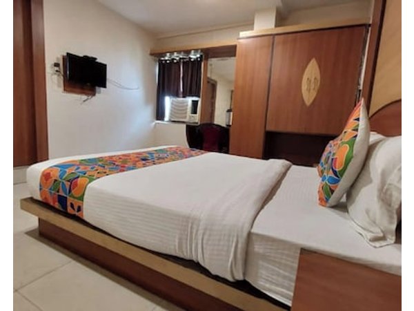 Goroomgo Hotel New Park Resort