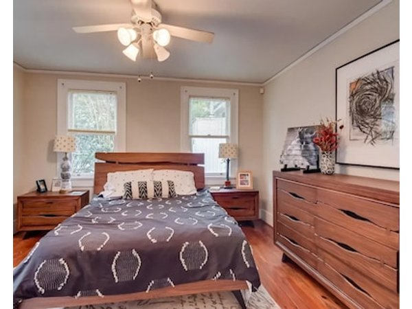 Beautiful 2bedroom Cottage With Full Kitchen Dining Area Laundry 3 Tvs A/c