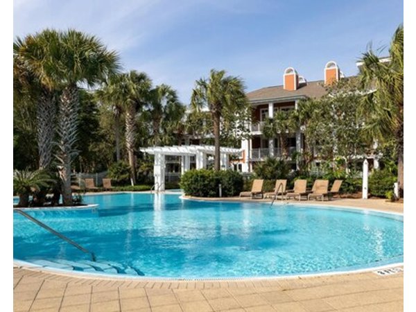 Market Street One-bedroom Retreat - Your Spacious Sandestin Getaway!