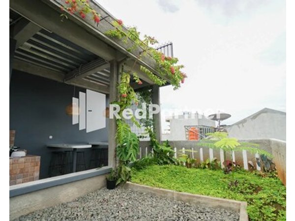 Tomang Gelong Guest House Syariah Mitra RedDoorz