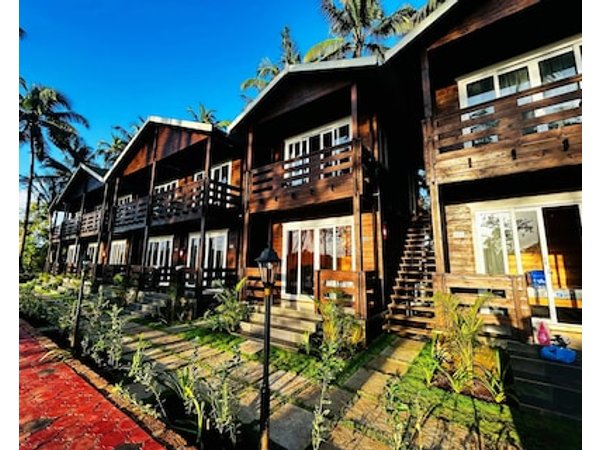 Seclude Eco Cottages
