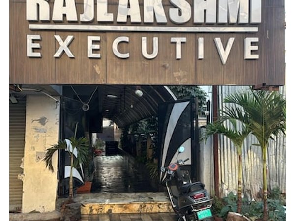 Hotel Raj Laxmi