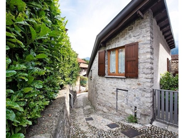 Al Cottage