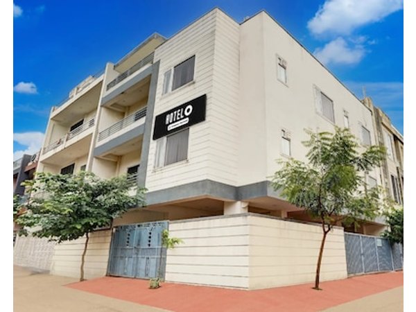 Oyo Jai1273 Rayal Inn