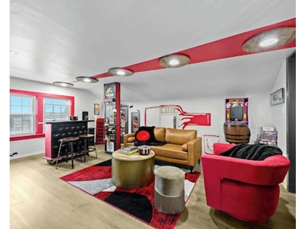 Ultimate Bourbon Experience In Heart Of Louisville