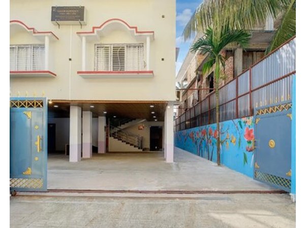 Nahor residency