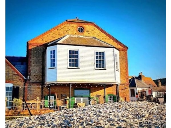 The Lost Lobster - 2 bedroom cottage with parking