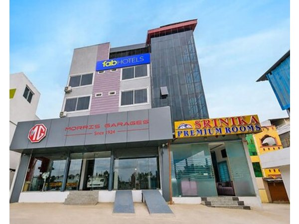 FabHotel New Srinika Premium