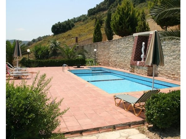 Stratos Villas