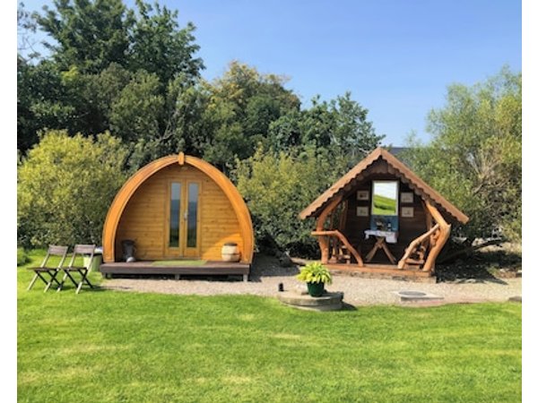 RIVER VIEW POD pet friendly with open fire in Muff County Donegal