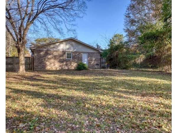 Mins to Fort Benning - The Columbus Cottage Guesthouse