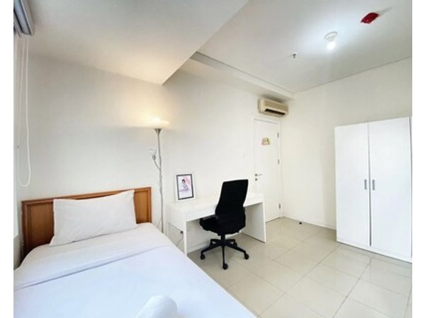 Pleasant 2br Apartment At Parahyangan Residence