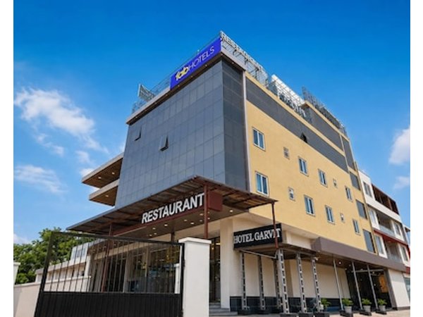FabHotel Prime Garvit