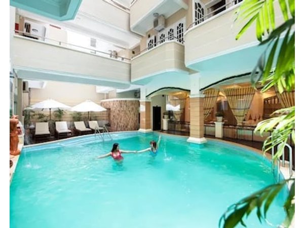 Palm Beach Hotel